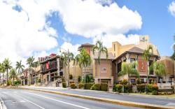 Guam Plaza Resort