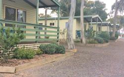 G'Day Parks Ararat - formerly Pyrenees Caravan Park                                         