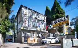 Greenwich Inn
