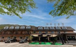 Jirisan Parkview Pension