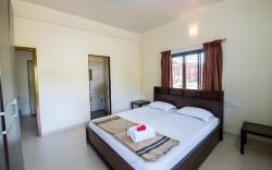 Fiesto Stay Villa Mist by the Lake