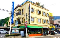 Kawaguchiko Station Inn