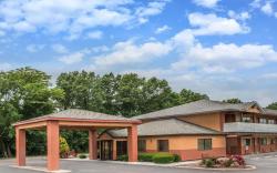 Days Inn by Wyndham Kingdom City