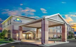 Days Inn by Wyndham Madison NE/Windsor