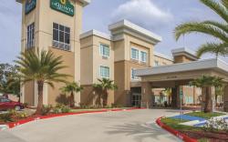 La Quinta Inn & Suites by Wyndham Lake Charles - Westlake