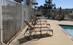 Rodeway Inn & Suites
