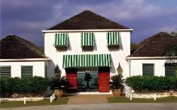 Round Hill Hotel & Villas