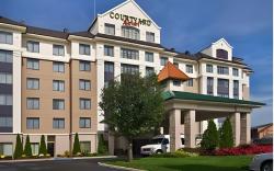 Courtyard by Marriott Long Island MacArthur Airport