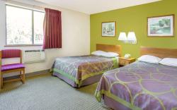 Super 8 By Wyndham Richmond/Broad Street