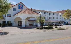 Motel 6 Bedford, TX - Fort Worth
