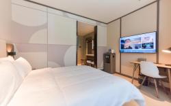 Hanting Hotel Xining Haihu New District Wanda Plaza Xi Store