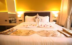 Solitaire Resorts