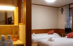 Kizuna Lodge