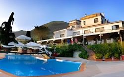 Hotel Diecimare