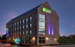 Holiday Inn Express Cambridge West Cambourne By IHG
