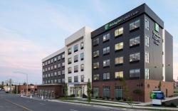 Holiday Inn Express and Suites Little Rock Downtown By IHG