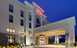 Hampton Inn and Suites Philadelphia Bensalem