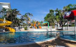 Rattana Pura Beach Resort