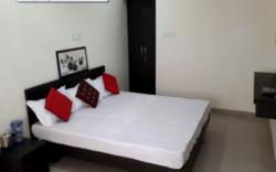Hotel Amrit