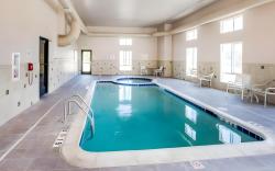 GRAND VISTA HOTEL-PARACHUTE