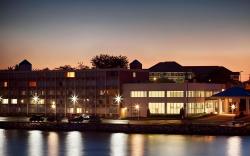 Wyndham Garden Kenosha Harborside
