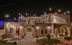 Acropolis Cave Suites