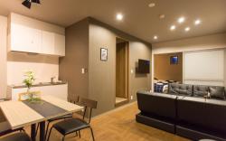 02 Group stay CLASSE New Hostel in Nanba 8p