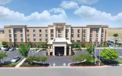 Hampton Inn and Suites Madera
