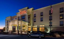 Hampton Inn & Suites Augusta West