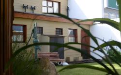 Las Avutardas Hosteria