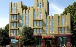 Manhattan Hotel