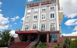 Maxim Pasha Hotel