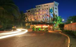 Wild Orchid Beach Resort