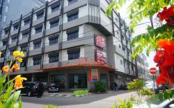 Losari Beach Hotel Makassar