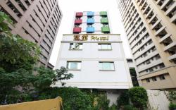 Gaudi Hotel