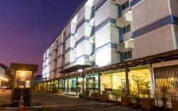 Mayflower Grand Hotel Korat
