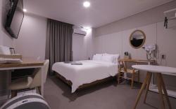 Cheongju Hotel Dictionary