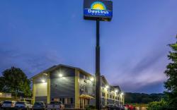 Days Inn by Wyndham Somerset PA I-70 I-76