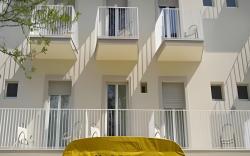 Hotel Spring