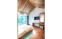 Moksha Riverside Resort Kasol