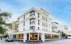 Nİ HOTEL LARA