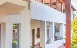 Elma Guesthouse
