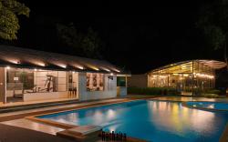 White Feather Resort Kauncha