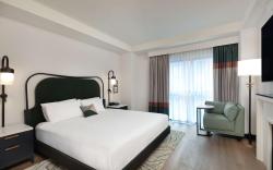 Pennyweight Hotel Boston, Curio Collection by Hilton