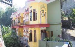 OYO Life 90646 Villa Karsinem Pasuruan