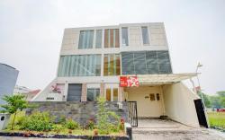 SUPER OYO 90606 Glass House Citraland