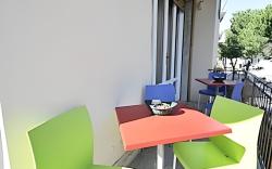 B&B Gate 52