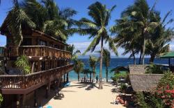 Bamboo House Beach Lodge & Restaurant