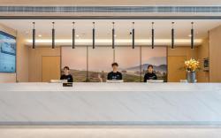 Atour Hotel Hangzhou Linping Chongxian Shangyi Plaza