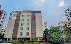 Treebo Iris Suites
